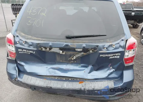 2014 Subaru Forester 2.5I Premium z USA, uszkodzony, nr VIN JF2SJAEC6EH447800